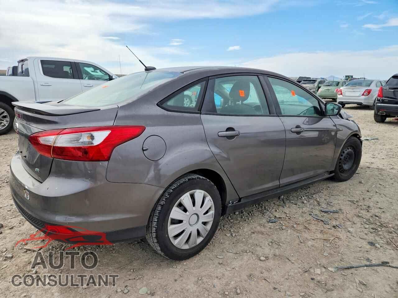 FORD FOCUS 2012 - 1FAHP3F21CL248453