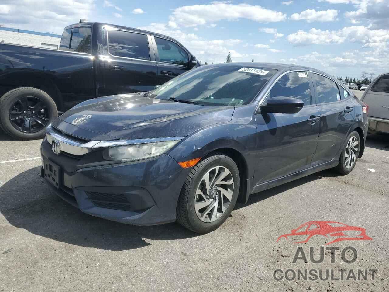 HONDA CIVIC 2018 - 2HGFC2F72JH600406