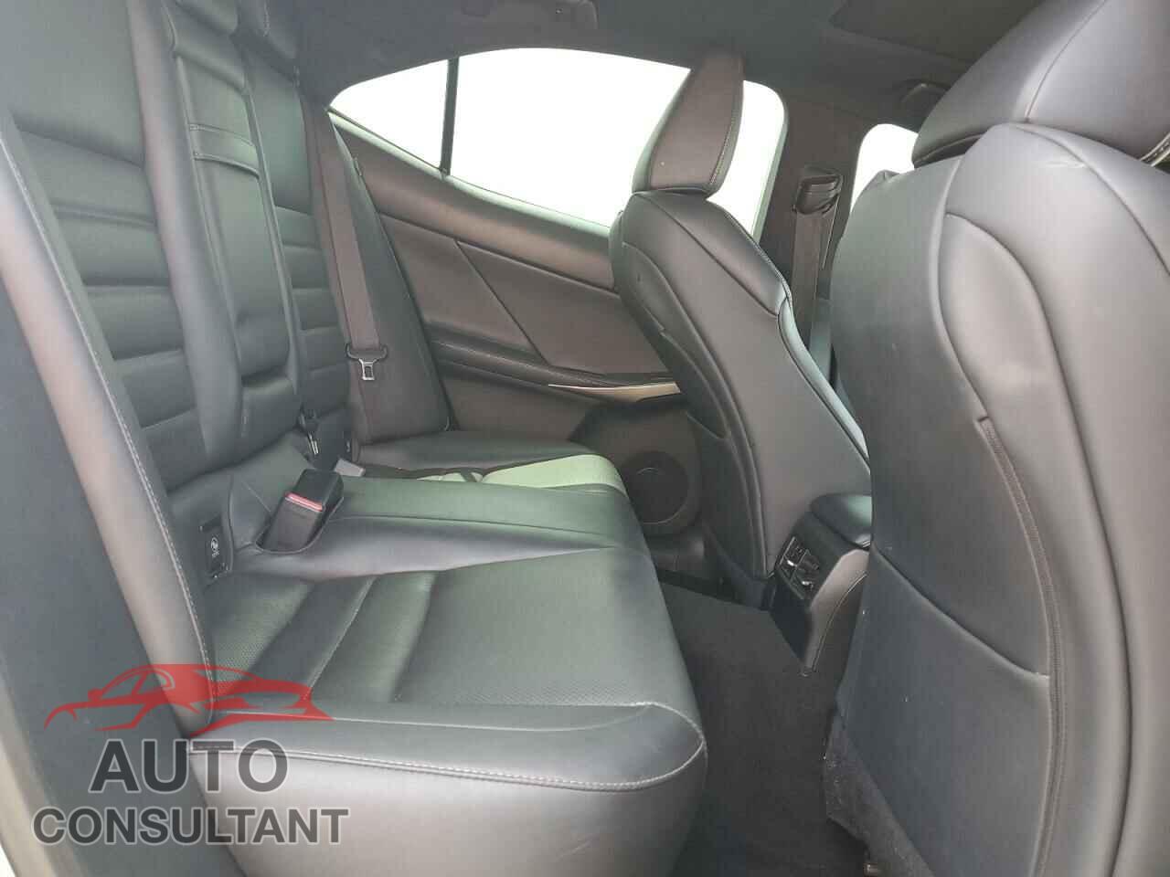 LEXUS IS 2015 - JTHBF1D25F5053036