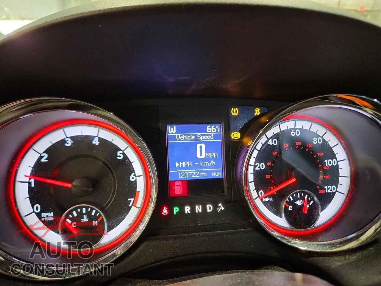 DODGE CARAVAN 2017 - 2C4RDGEG9HR557839