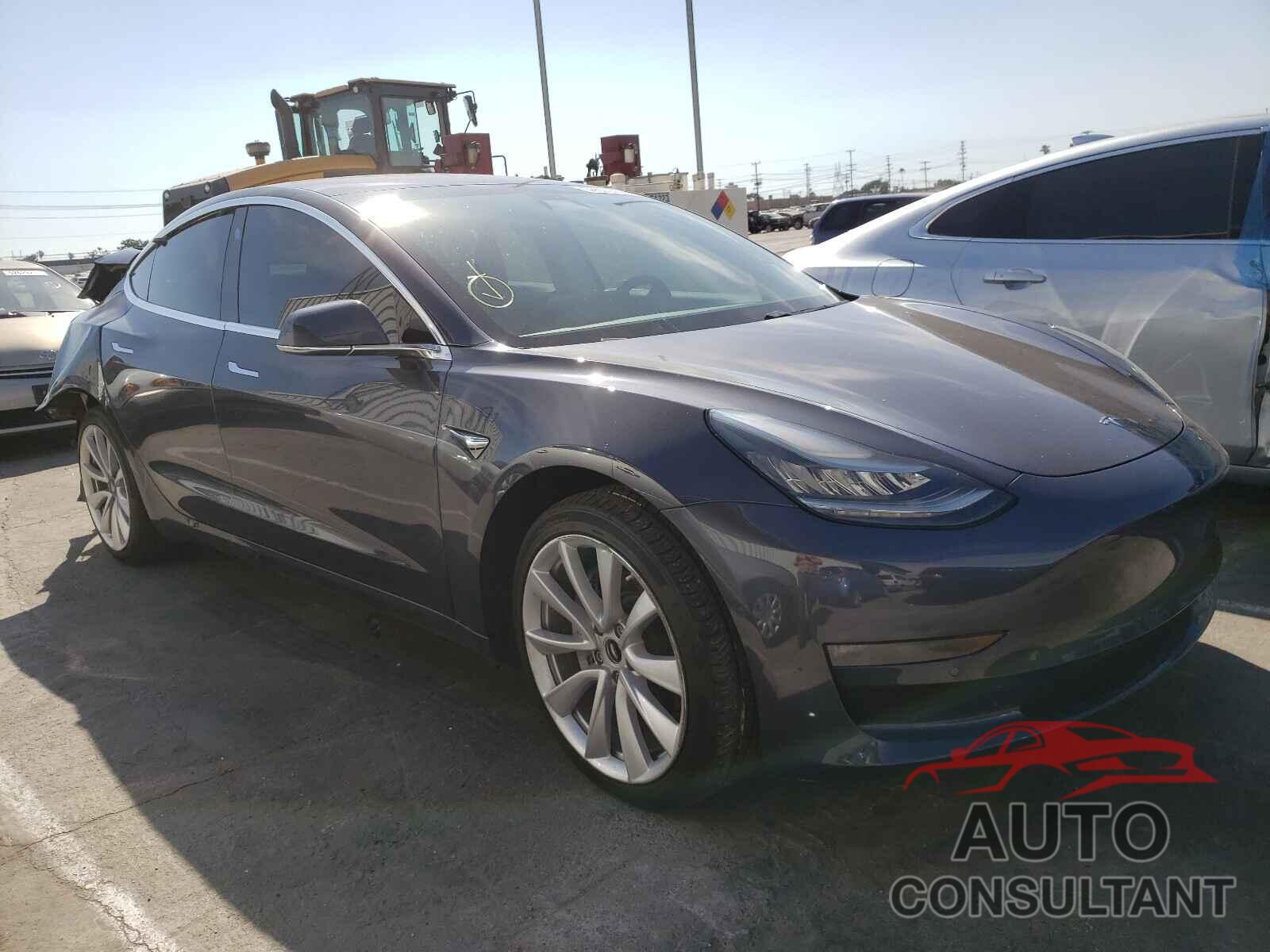 TESLA MODEL 3 2018 - 5YJ3E1EA4JF059352