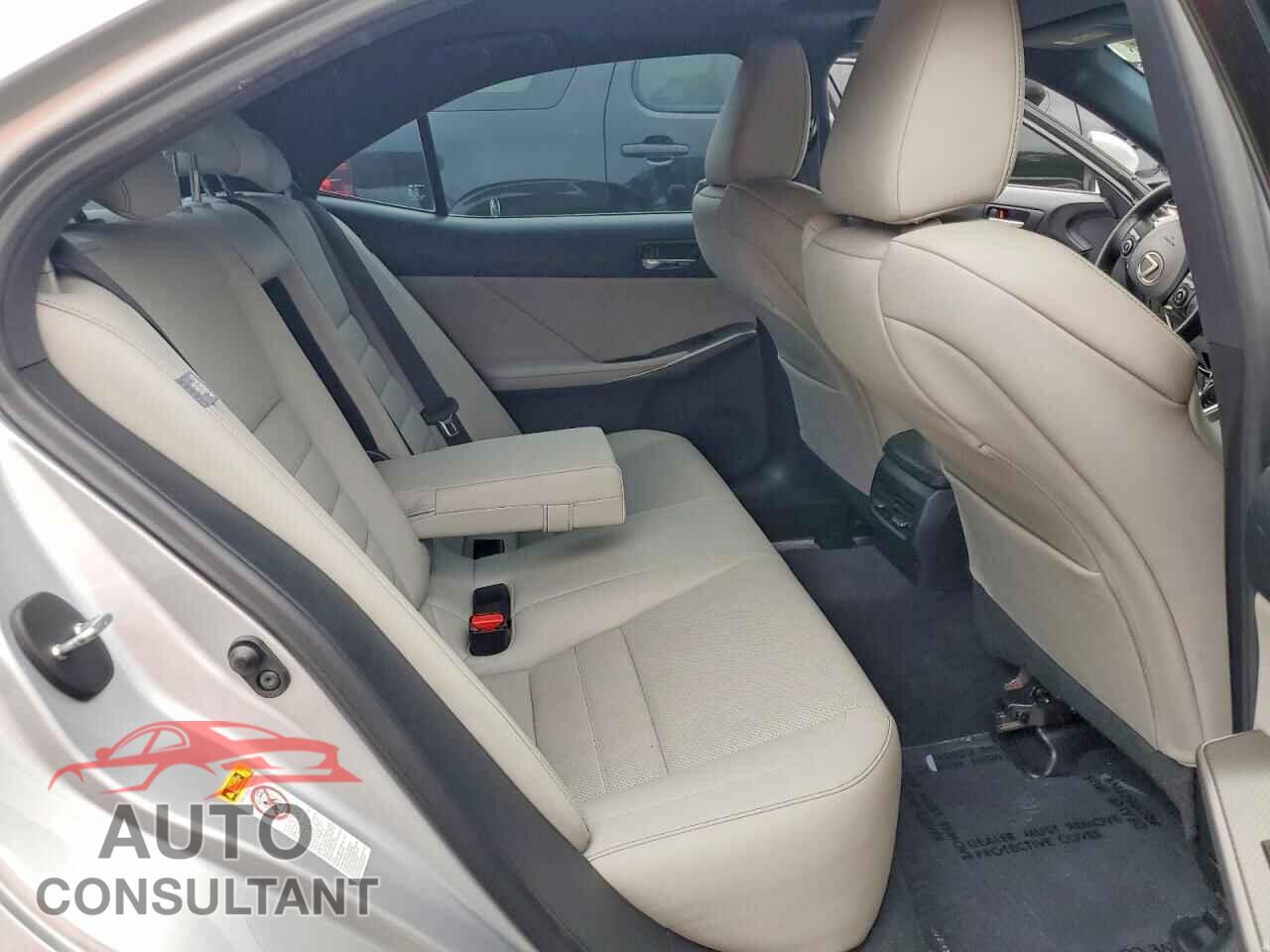 LEXUS IS 2016 - JTHBA1D29G5002994