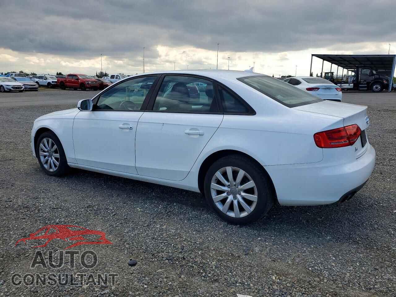 AUDI A4 2012 - WAUAFAFL8CN017417