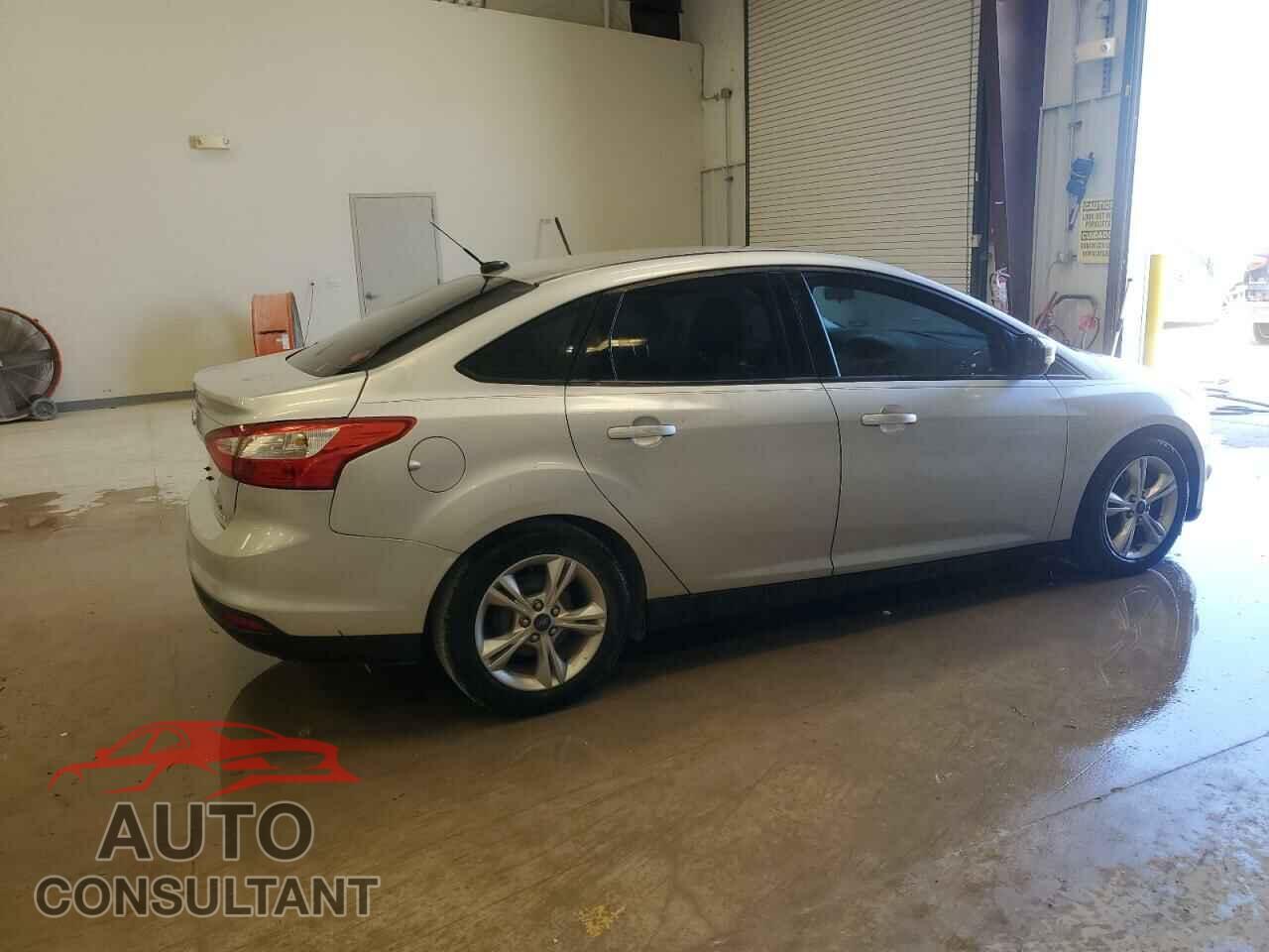FORD FOCUS 2014 - 1FADP3F24EL155640