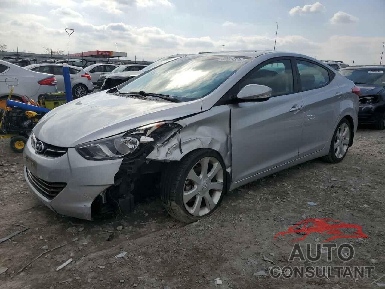 HYUNDAI ELANTRA 2013 - 5NPDH4AE8DH395601