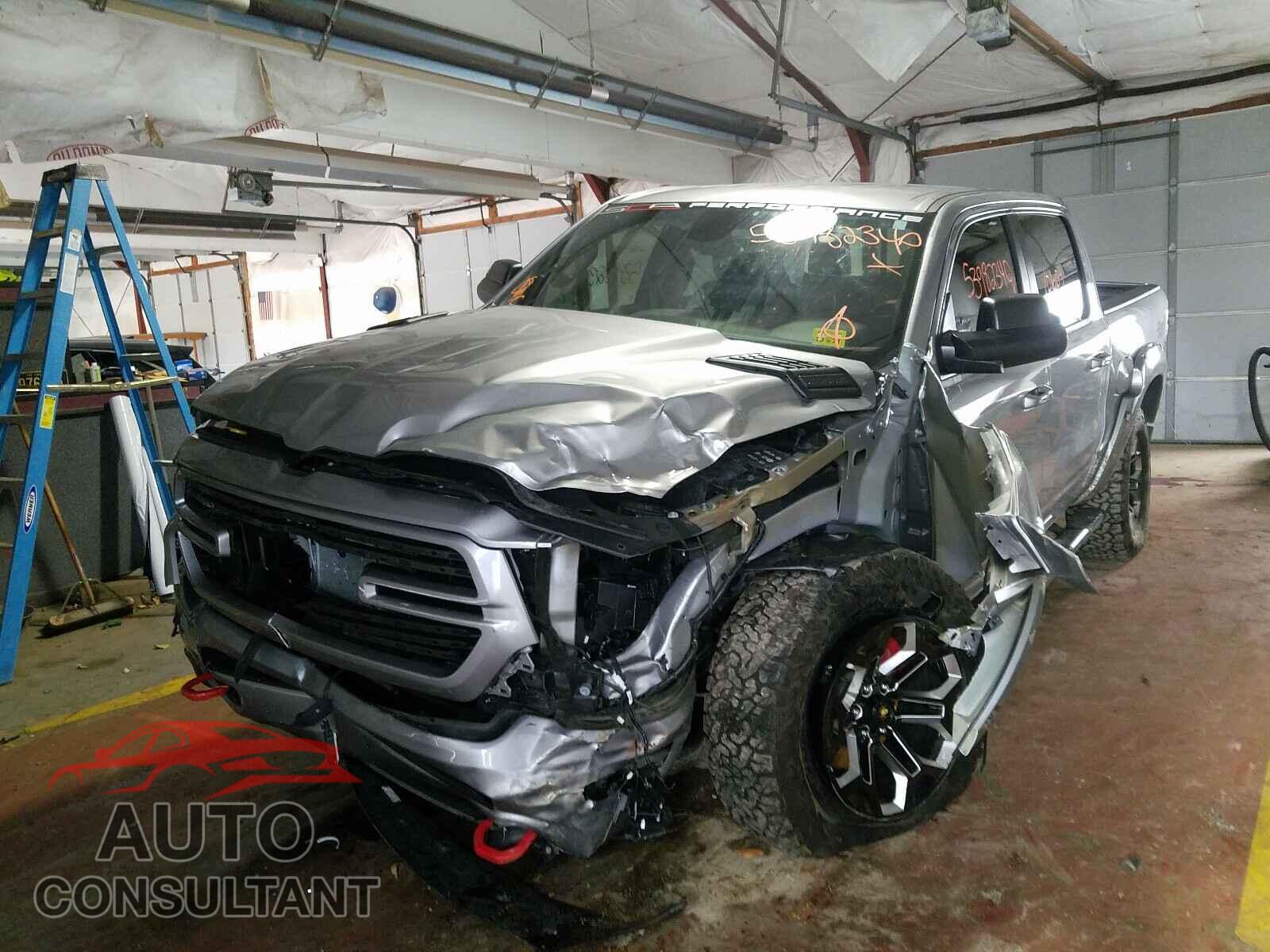 RAM 1500 2019 - 1C6SRFFT5KN857530