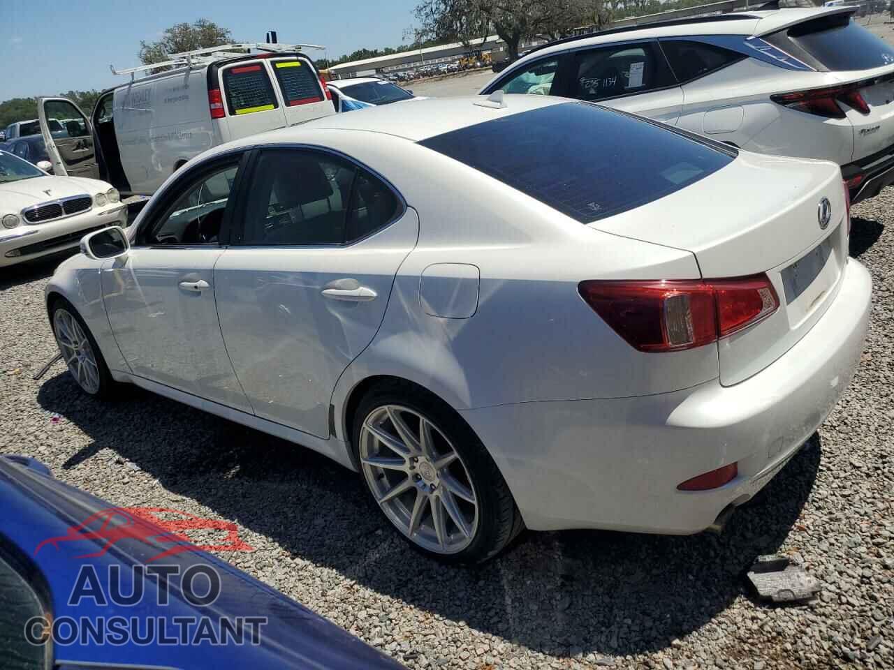 LEXUS IS 2012 - JTHBF5C24C5167498