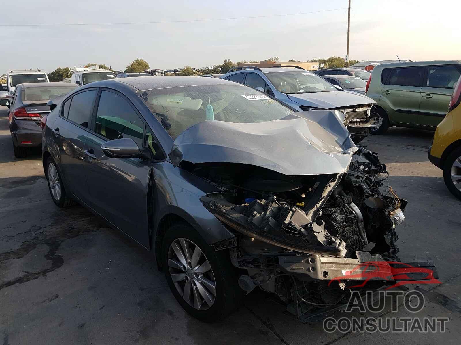 KIA FORTE 2016 - KNAFX4A67G5607782