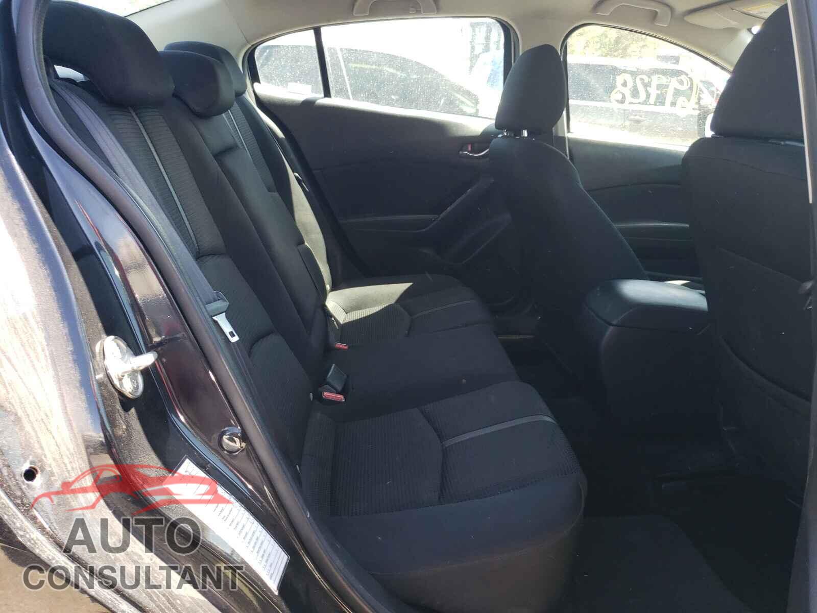 MAZDA 3 2017 - 3MZBN1U71HM130687