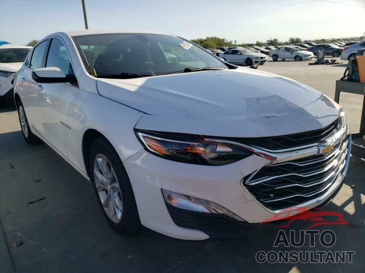CHEVROLET MALIBU 2020 - 1G1ZD5ST5LF107443