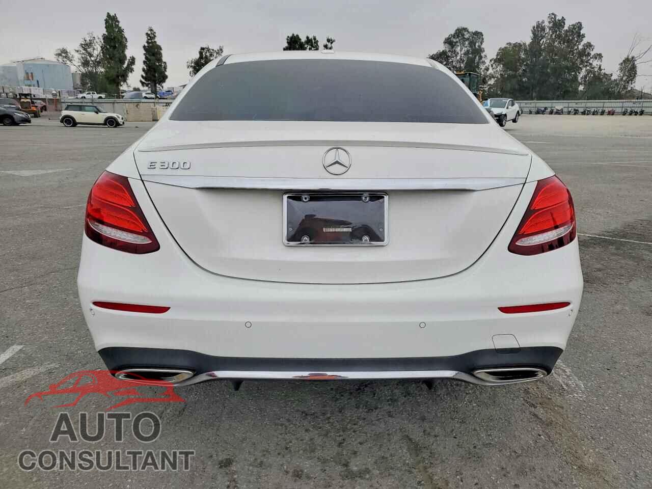 MERCEDES-BENZ E-CLASS 2017 - WDDZF4JB2HA035146