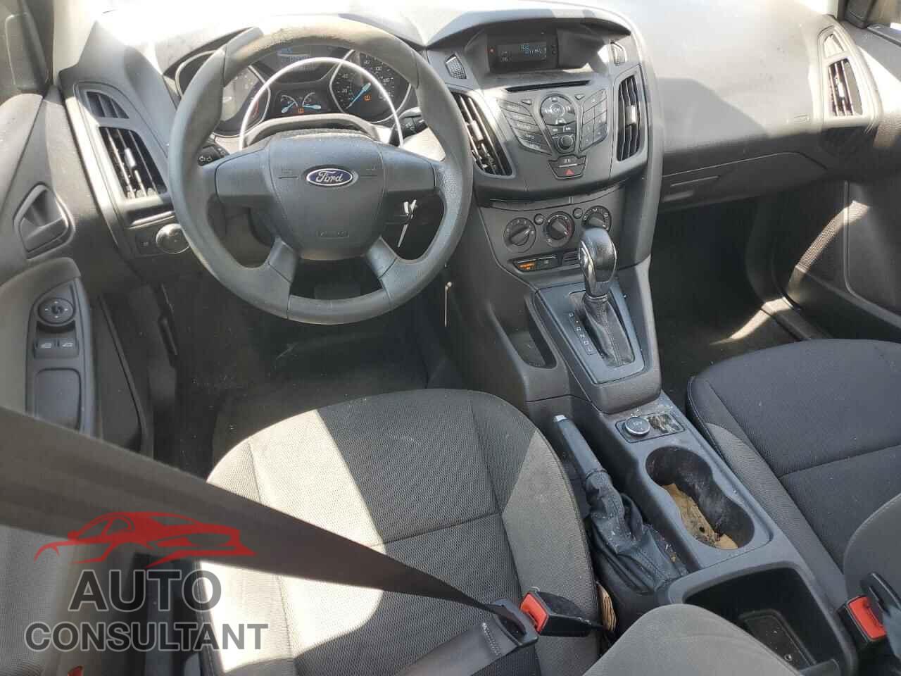 FORD FOCUS 2014 - 1FADP3E26EL182193