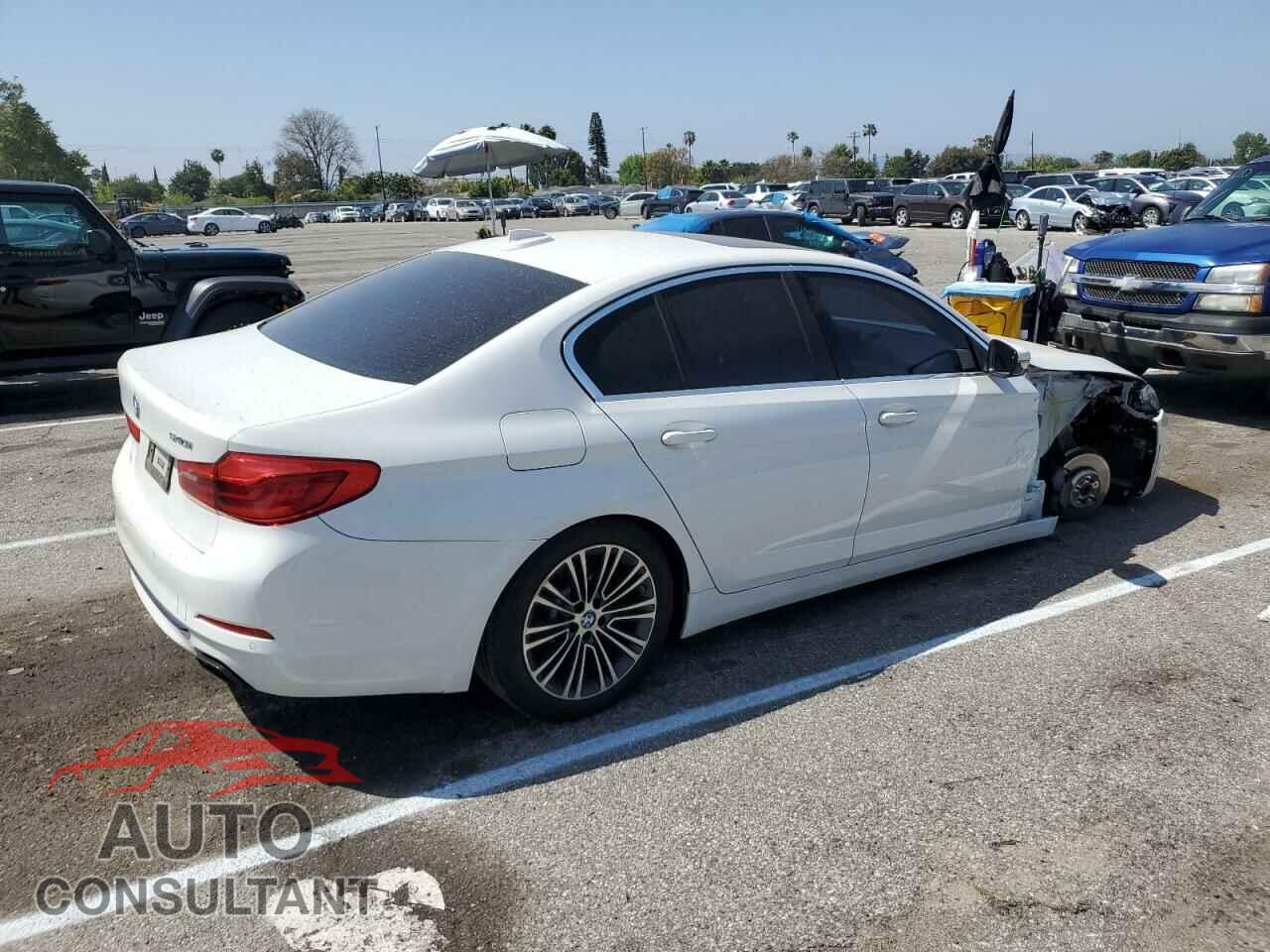 BMW 5 SERIES 2019 - WBAJE5C59KG919612