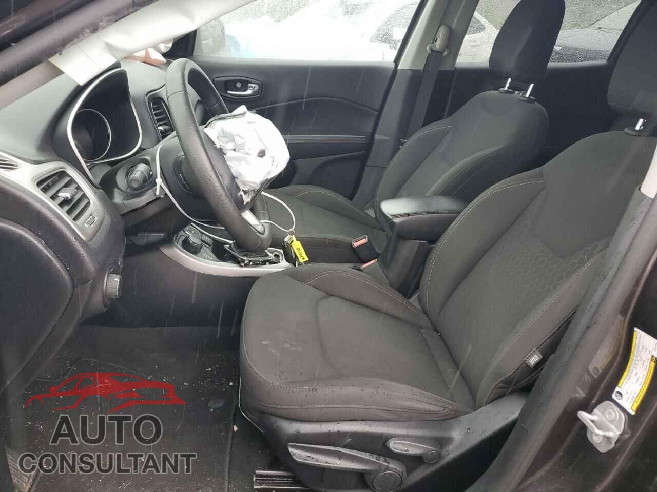 JEEP COMPASS 2018 - 3C4NJDAB4JT337639