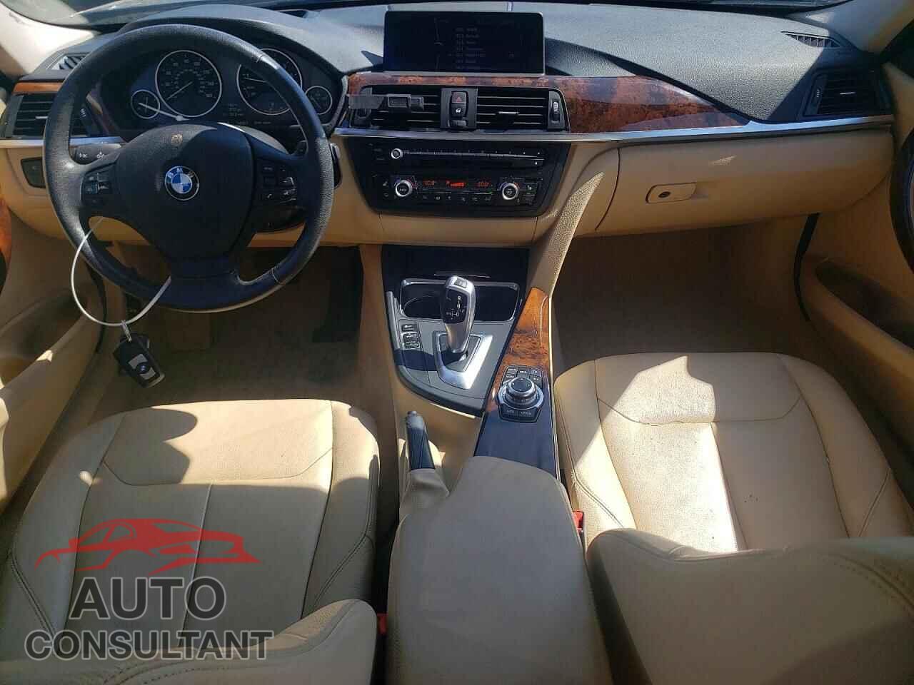 BMW 3 SERIES 2013 - WBA3B5C53DF593624