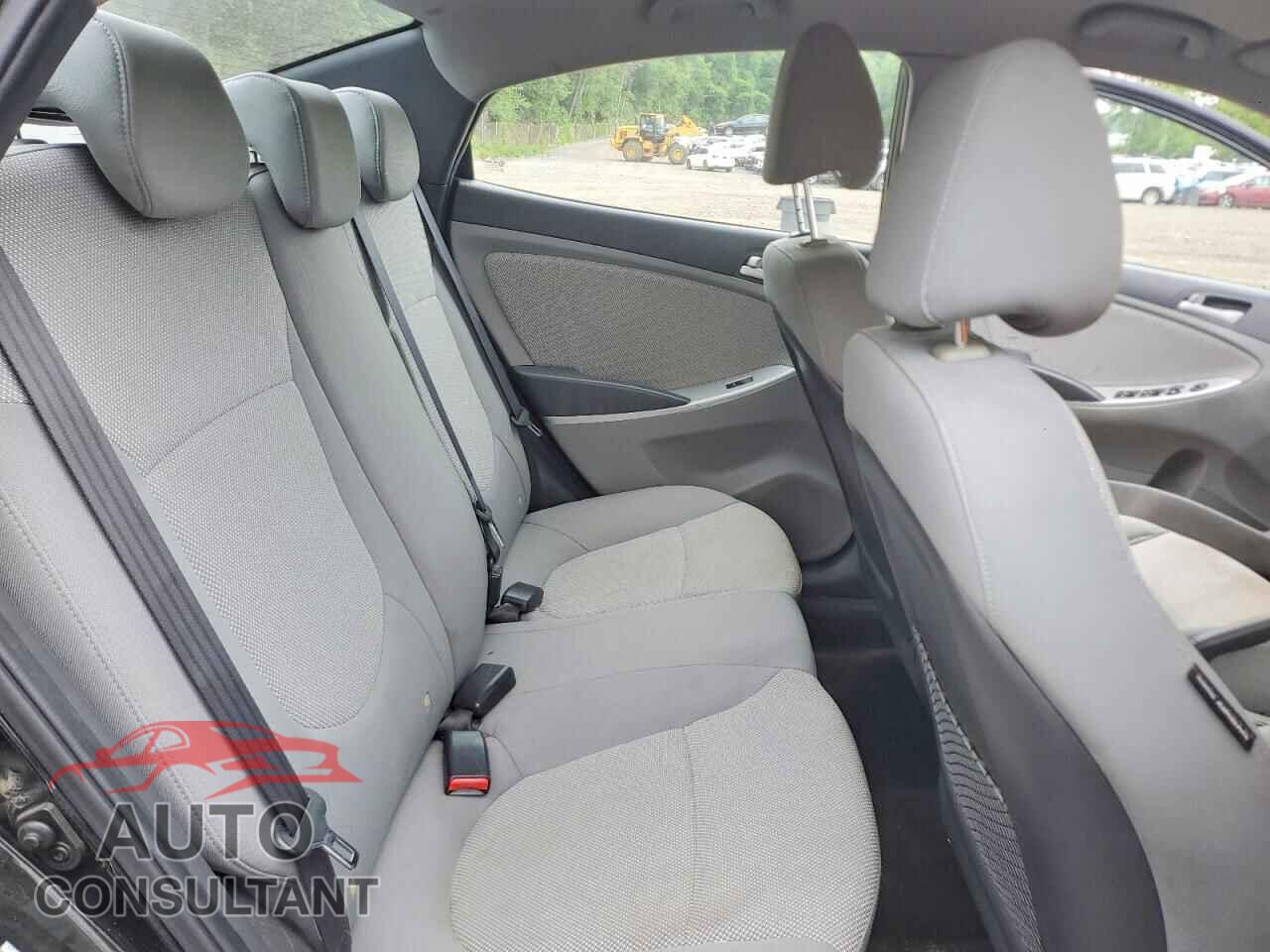 HYUNDAI ACCENT 2013 - KMHCT4AE2DU412811