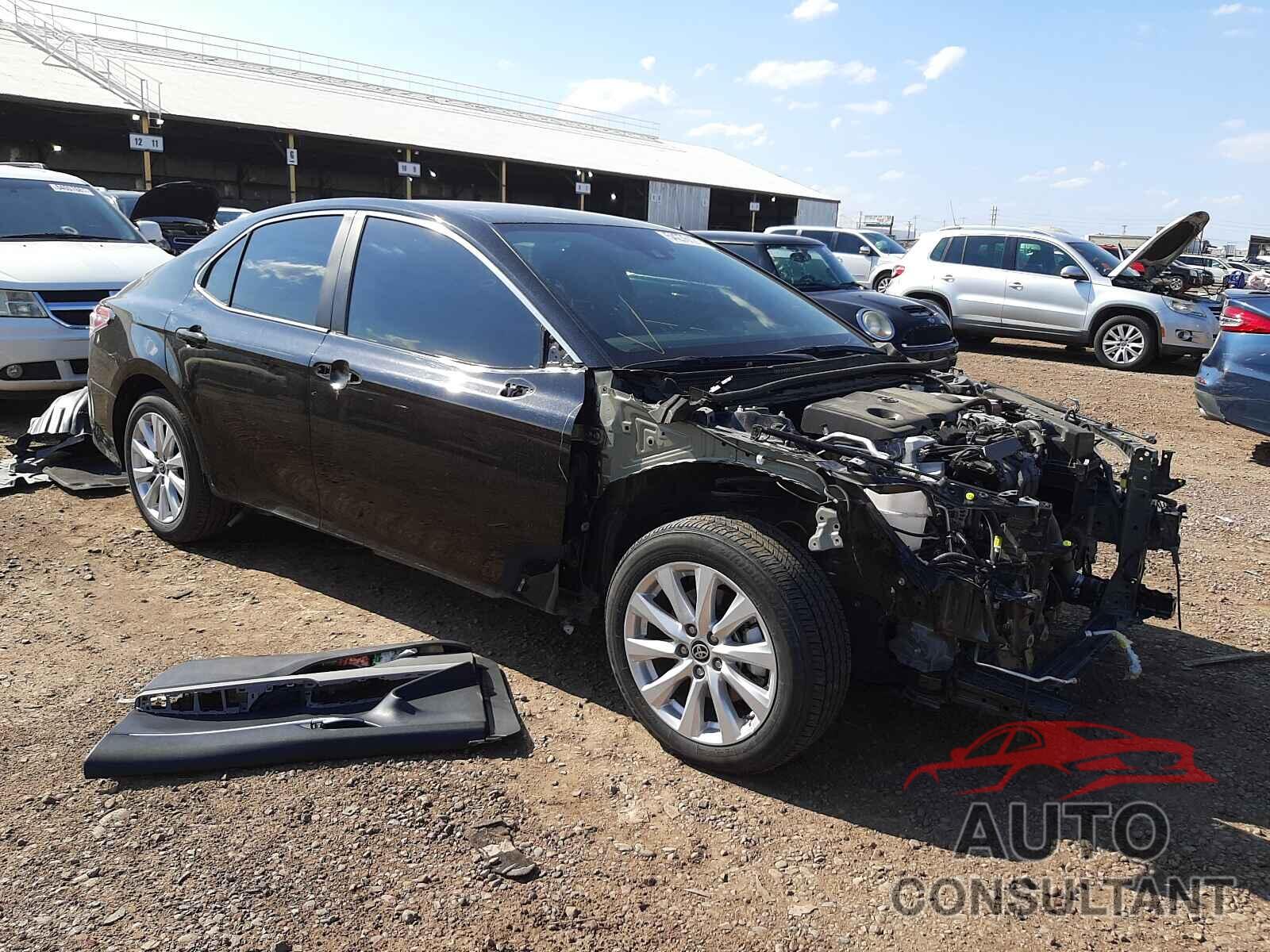 TOYOTA CAMRY 2020 - 4T1C11AKXLU383258