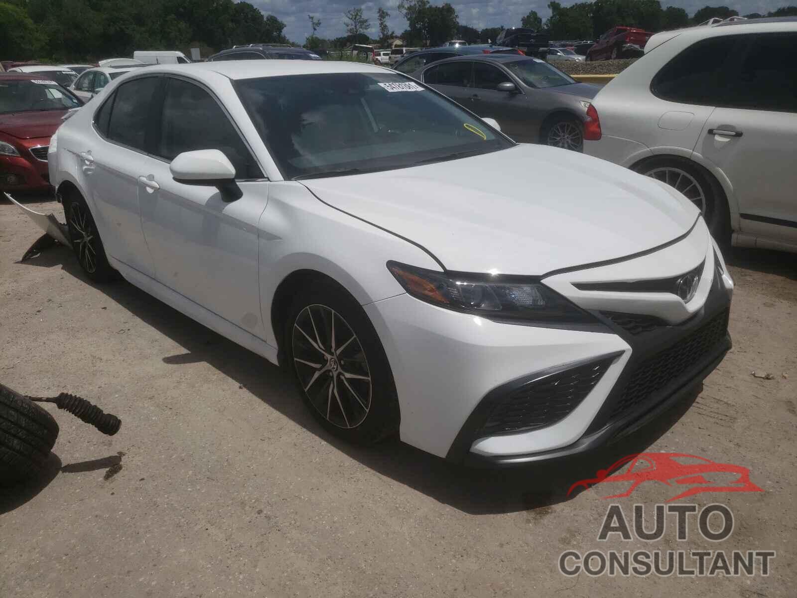TOYOTA CAMRY 2021 - 4T1G11AK3MU532533