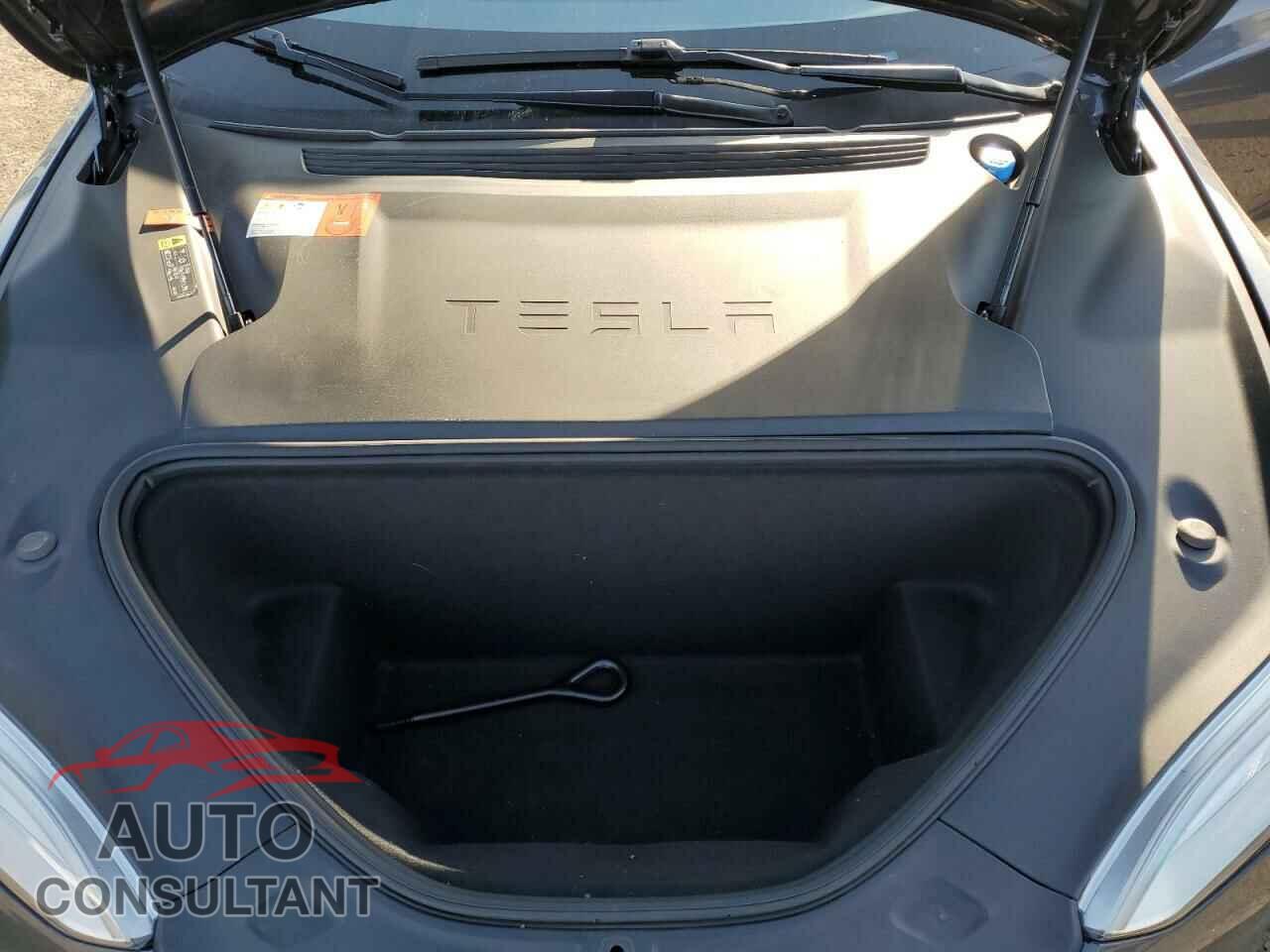 TESLA MODEL S 2017 - 5YJSA1E21HF199451