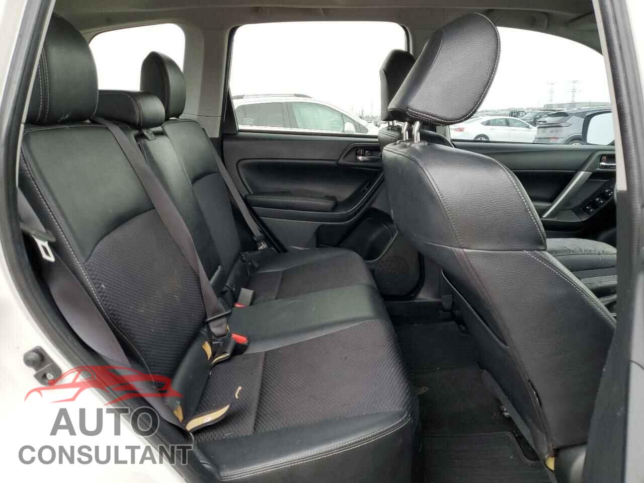 SUBARU FORESTER 2015 - JF2SJGDC2FH589972