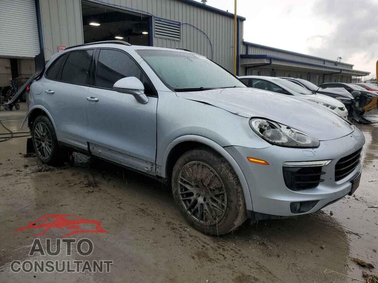 PORSCHE CAYENNE 2017 - WP1AA2A2XHKA84260