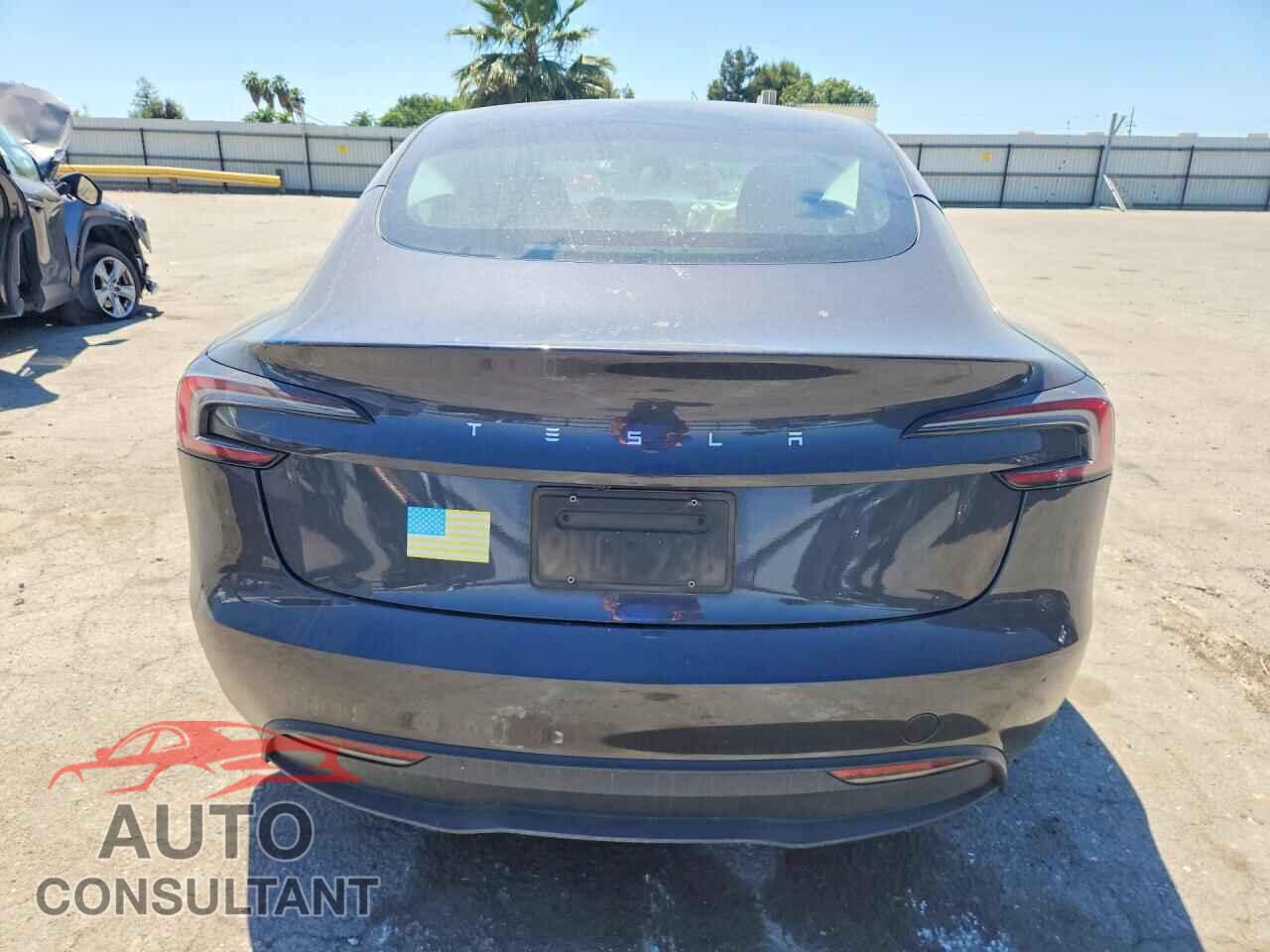 TESLA MODEL 3 2024 - 5YJ3E1EA7RF824727