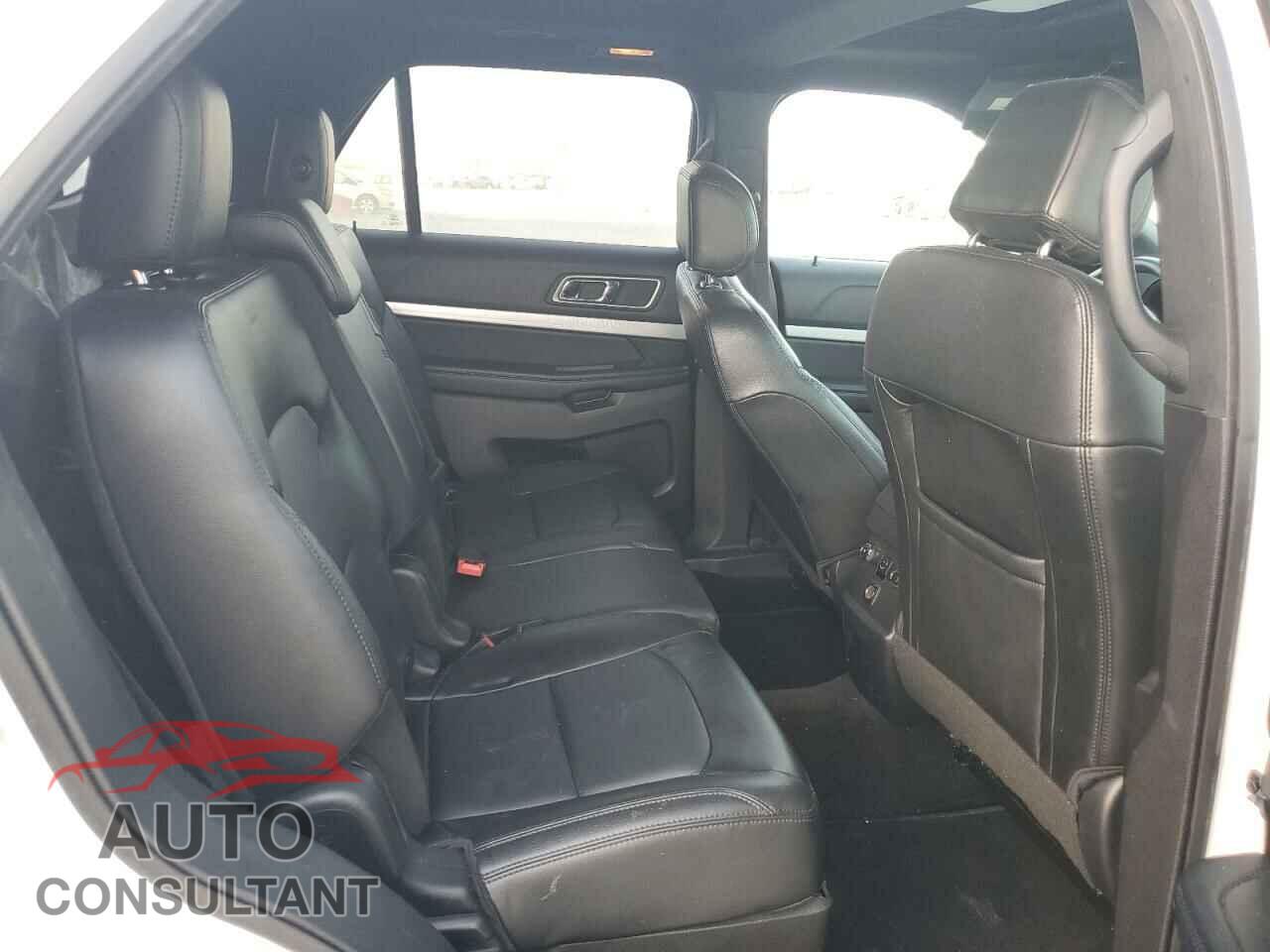 FORD EXPLORER 2016 - 1FM5K7D80GGC10877