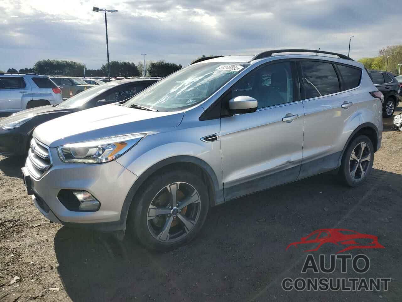 FORD ESCAPE 2017 - 1FMCU9GD0HUE82922