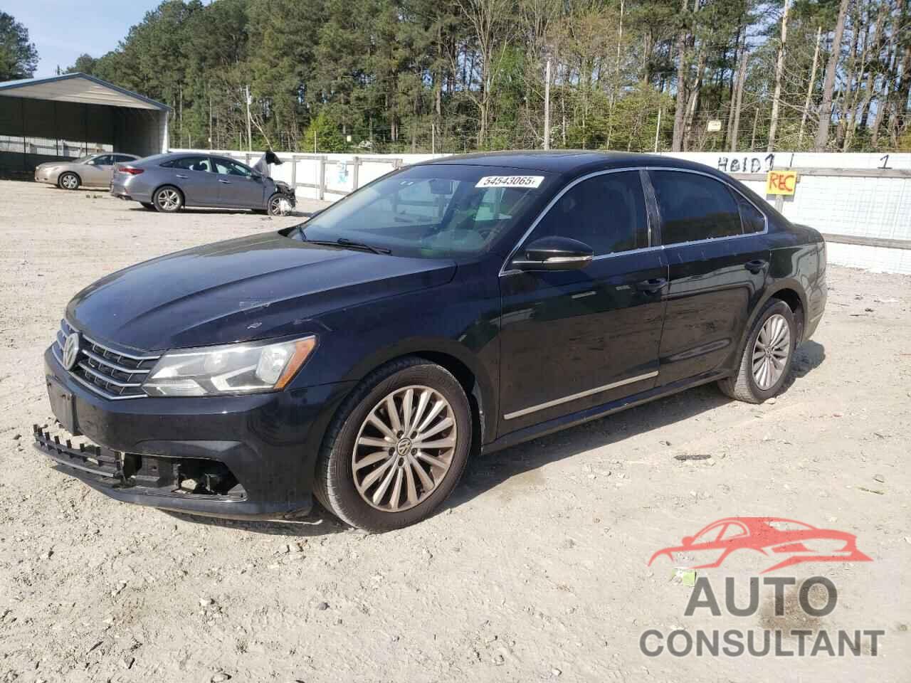 VOLKSWAGEN PASSAT 2017 - 1VWBT7A33HC006447