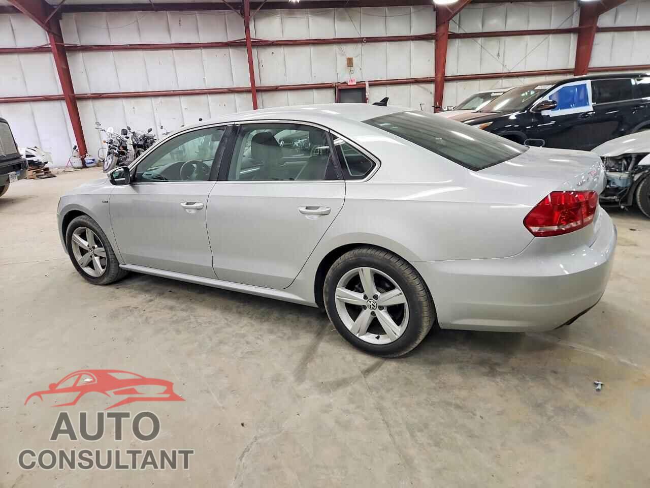 VOLKSWAGEN PASSAT 2015 - 1VWAT7A37FC104938