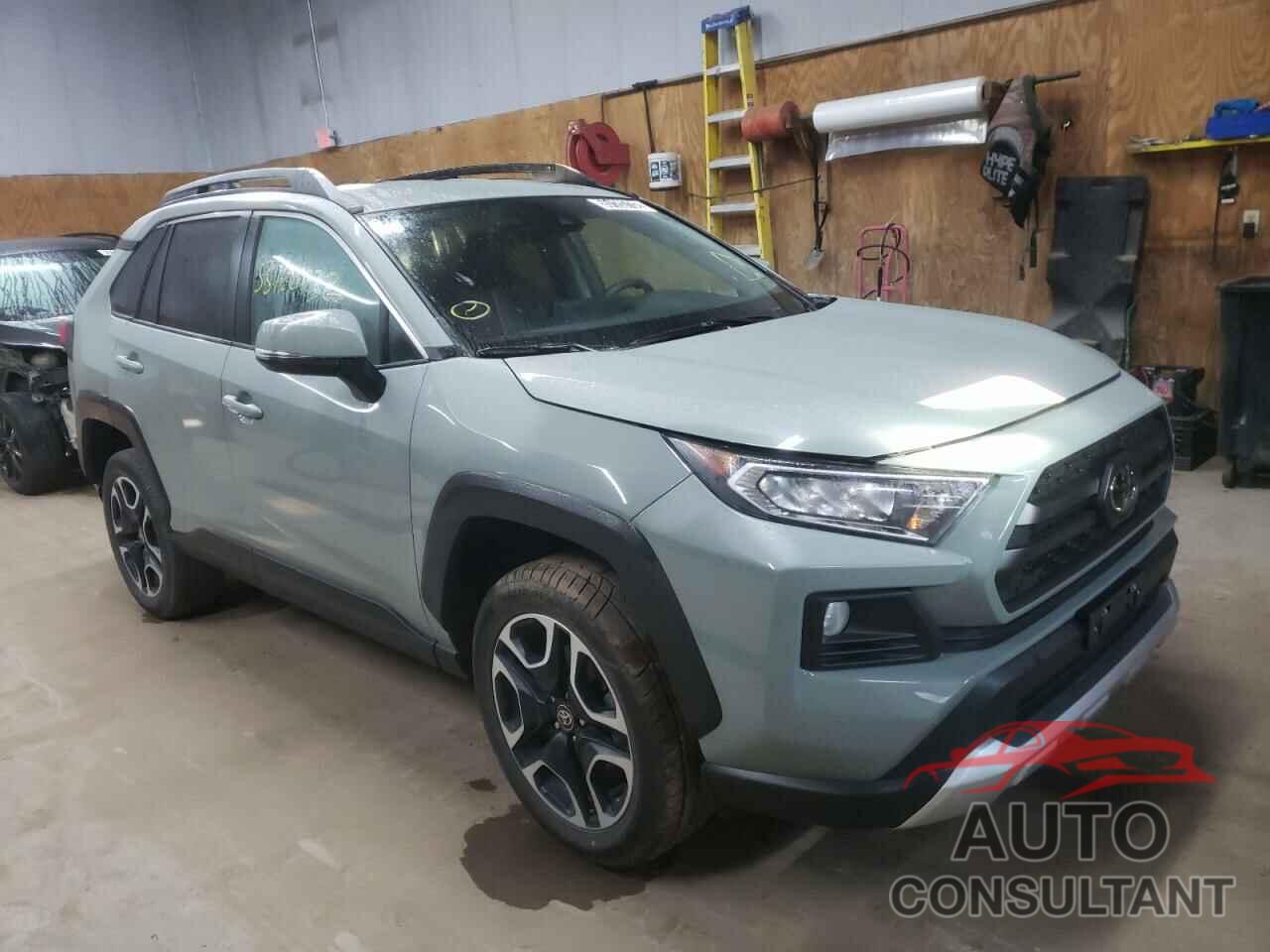 TOYOTA RAV4 2021 - 2T3J1RFV2MW198297
