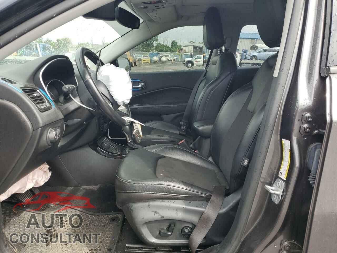 JEEP COMPASS 2019 - 3C4NJDBB7KT839478