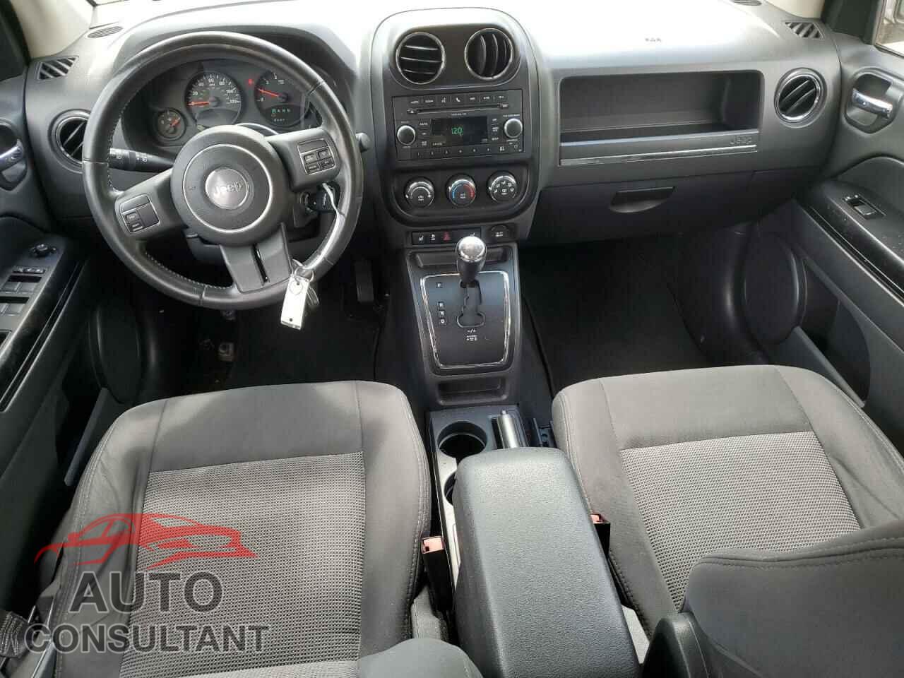 JEEP COMPASS 2011 - 1J4NT1FB5BD170856