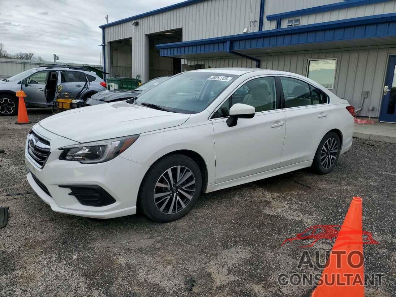 SUBARU LEGACY 2018 - 4S3BNAC61J3007054