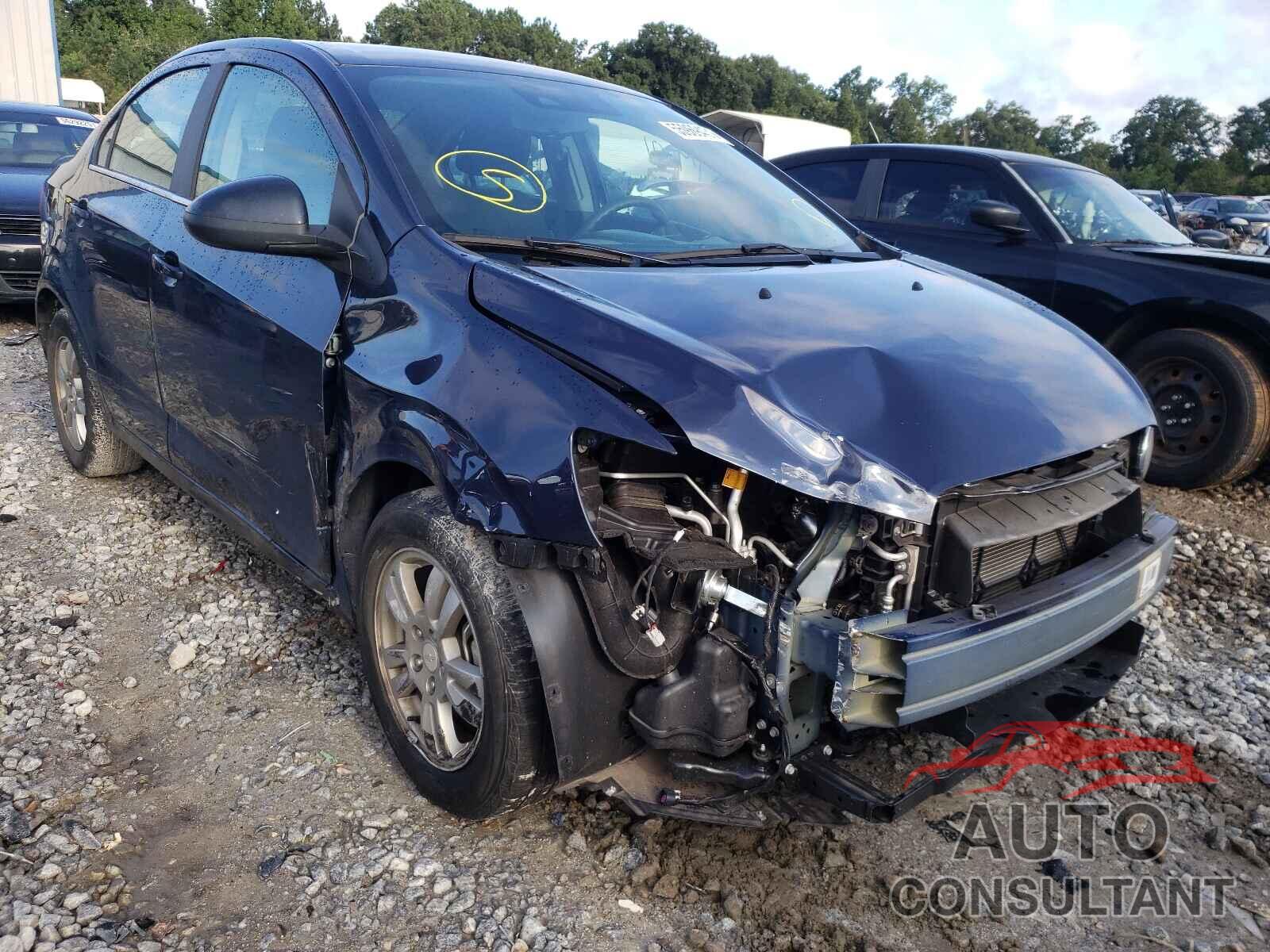 CHEVROLET SONIC 2016 - 1G1JC5SH7G4162716
