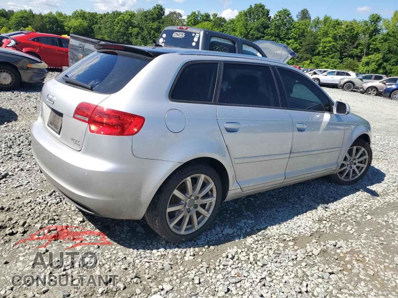 AUDI A3 2013 - WAUMFAFM5DA030673