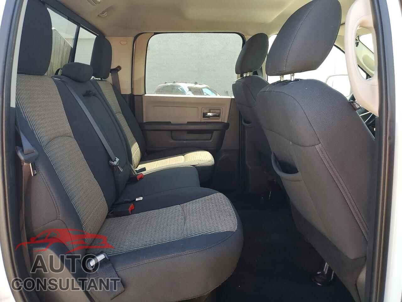 DODGE RAM 1500 2012 - 1C6RD7LT7CS273589