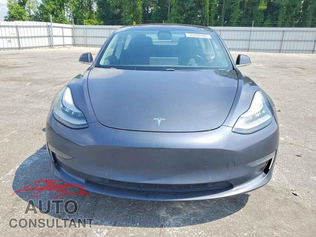 TESLA MODEL 3 2018 - 5YJ3E1EA9JF032051