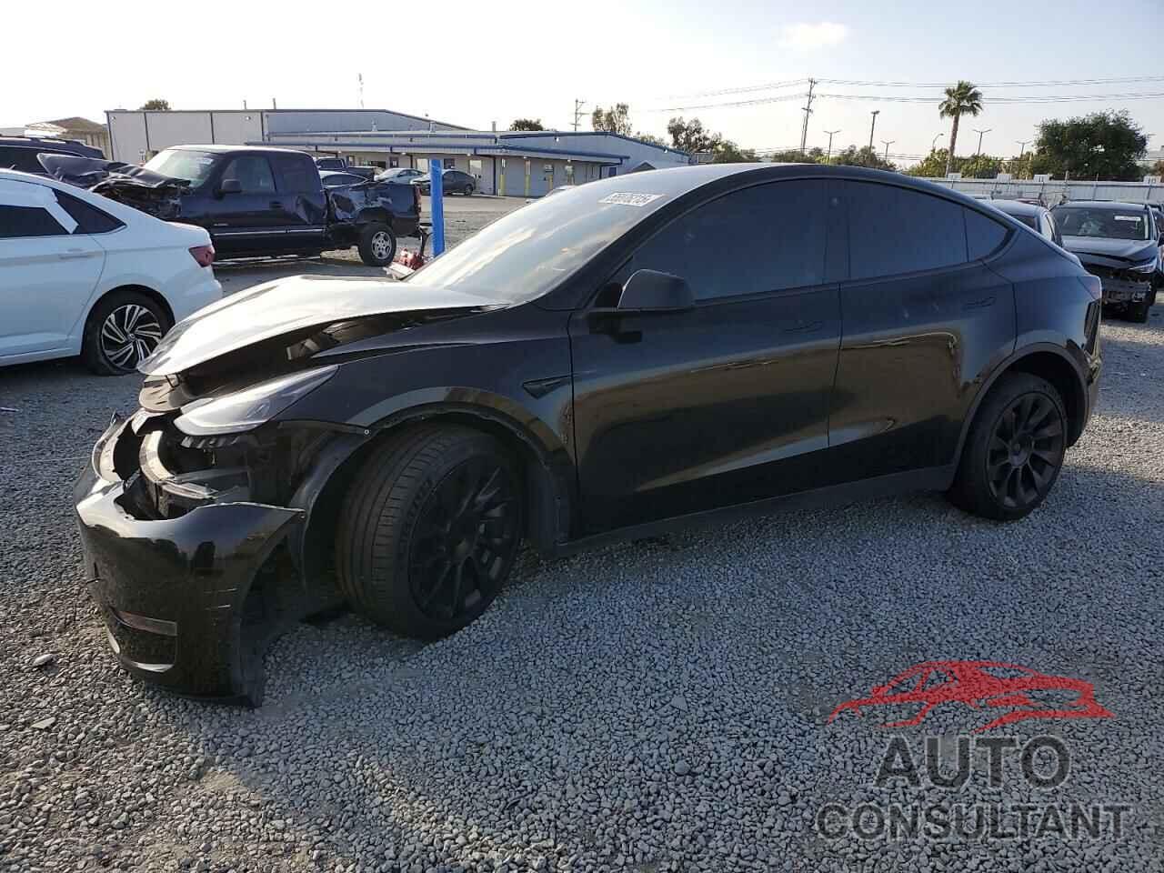 TESLA MODEL Y 2023 - 7SAYGAEE0PF597545