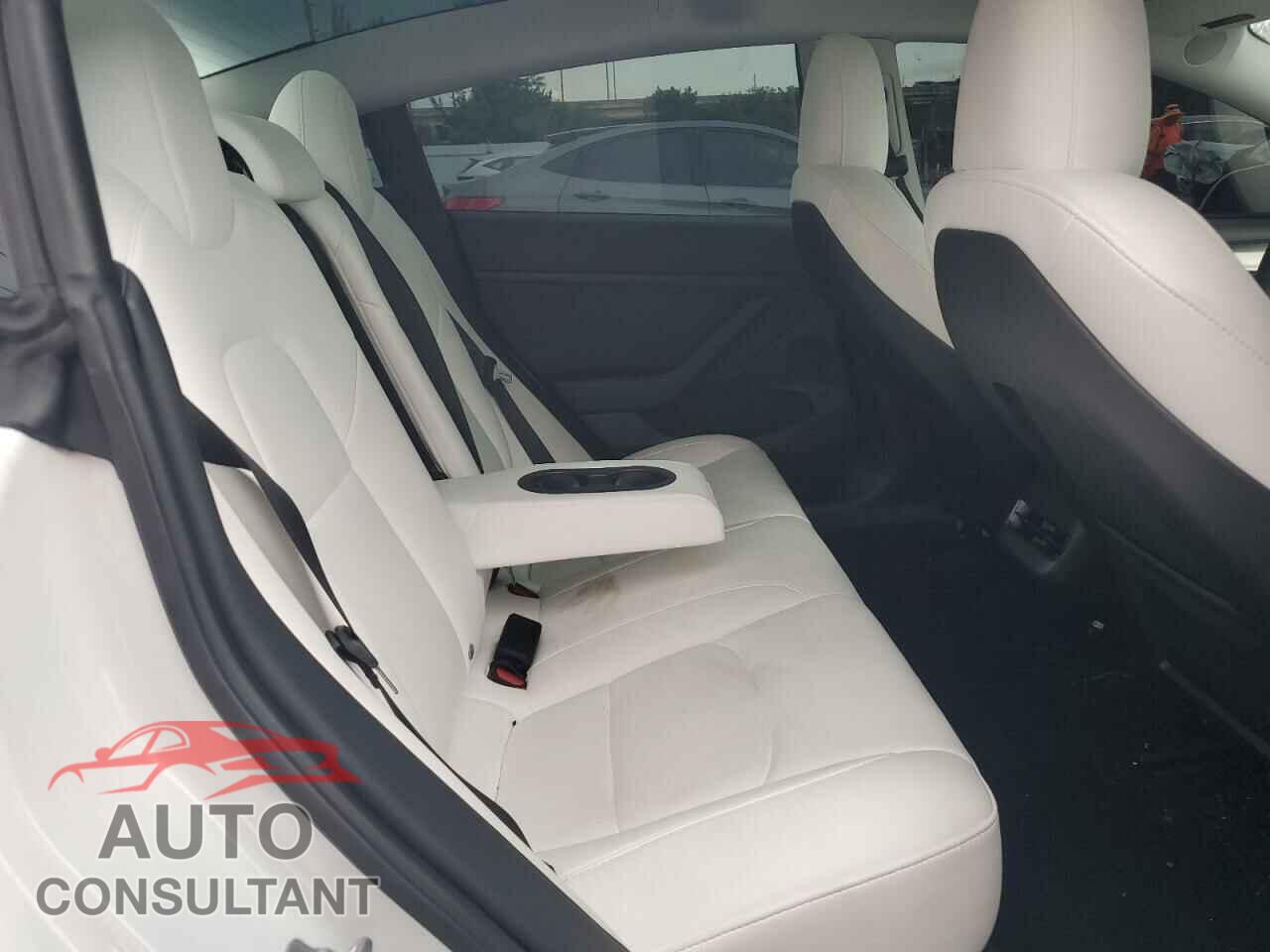 TESLA MODEL 3 2023 - 5YJ3E1EA4PF512703