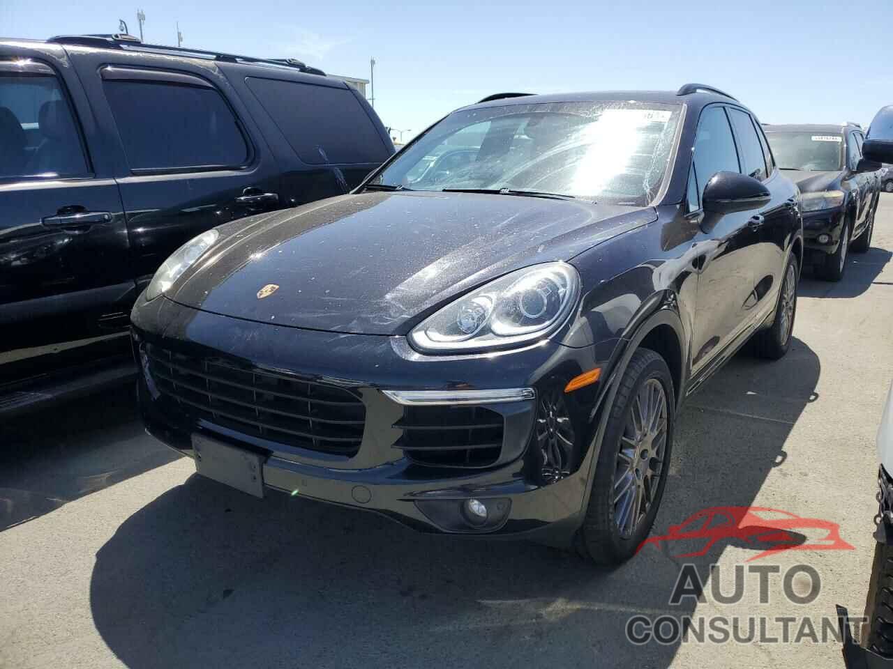 PORSCHE CAYENNE 2016 - WP1AA2A21GKA15679