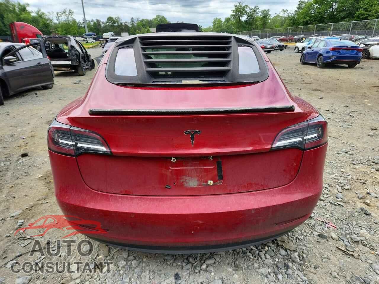 TESLA MODEL 3 2018 - 5YJ3E1EA0JF031161