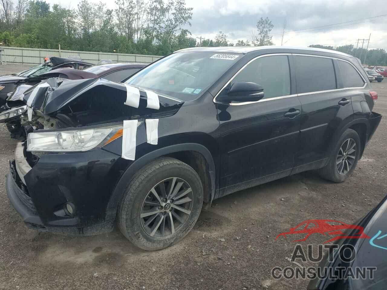 TOYOTA HIGHLANDER 2018 - 5TDJZRFH5JS844092