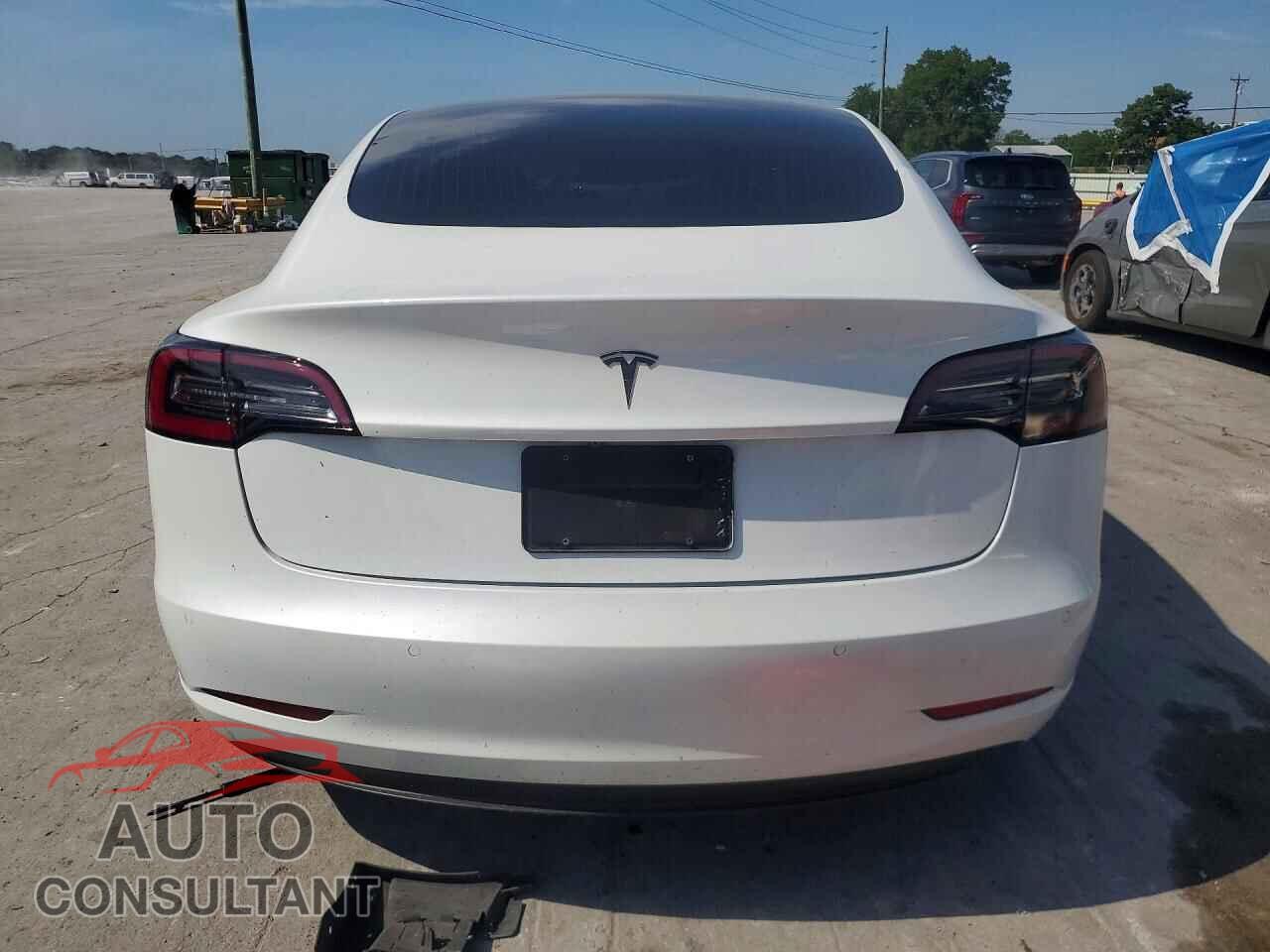 TESLA MODEL 3 2020 - 5YJ3E1EA7LF739894