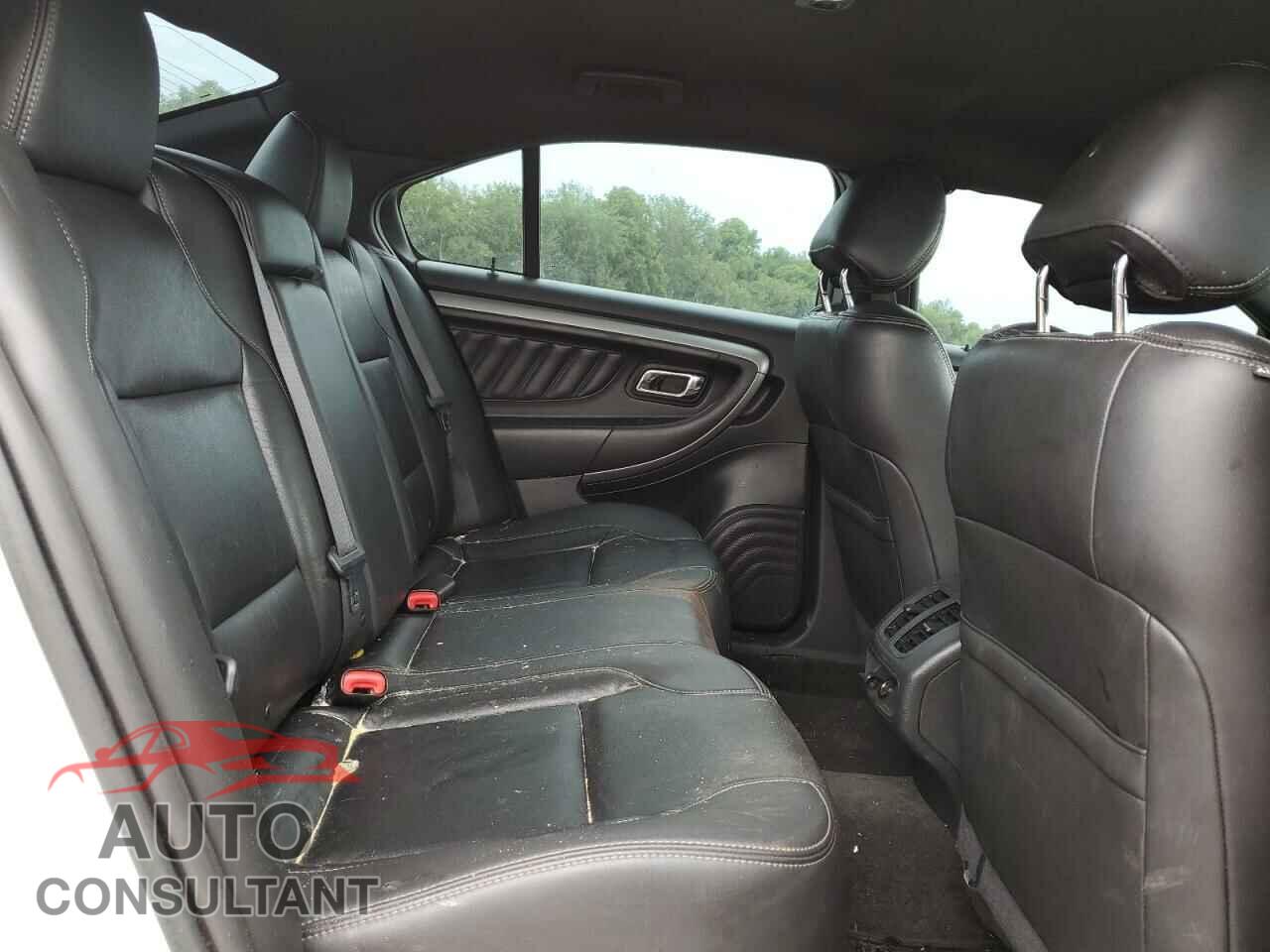 FORD TAURUS 2016 - 1FAHP2E85GG109229