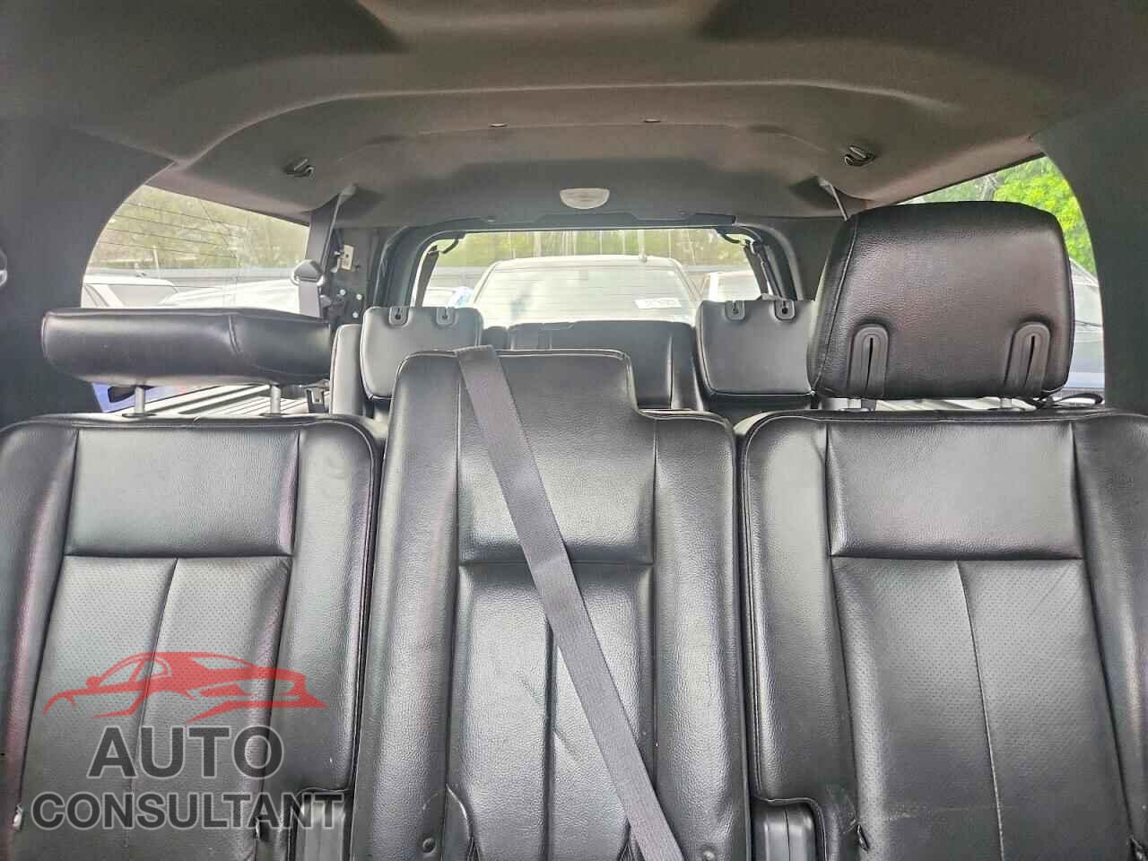 FORD EXPEDITION 2010 - 1FMJK2A50AEA53575