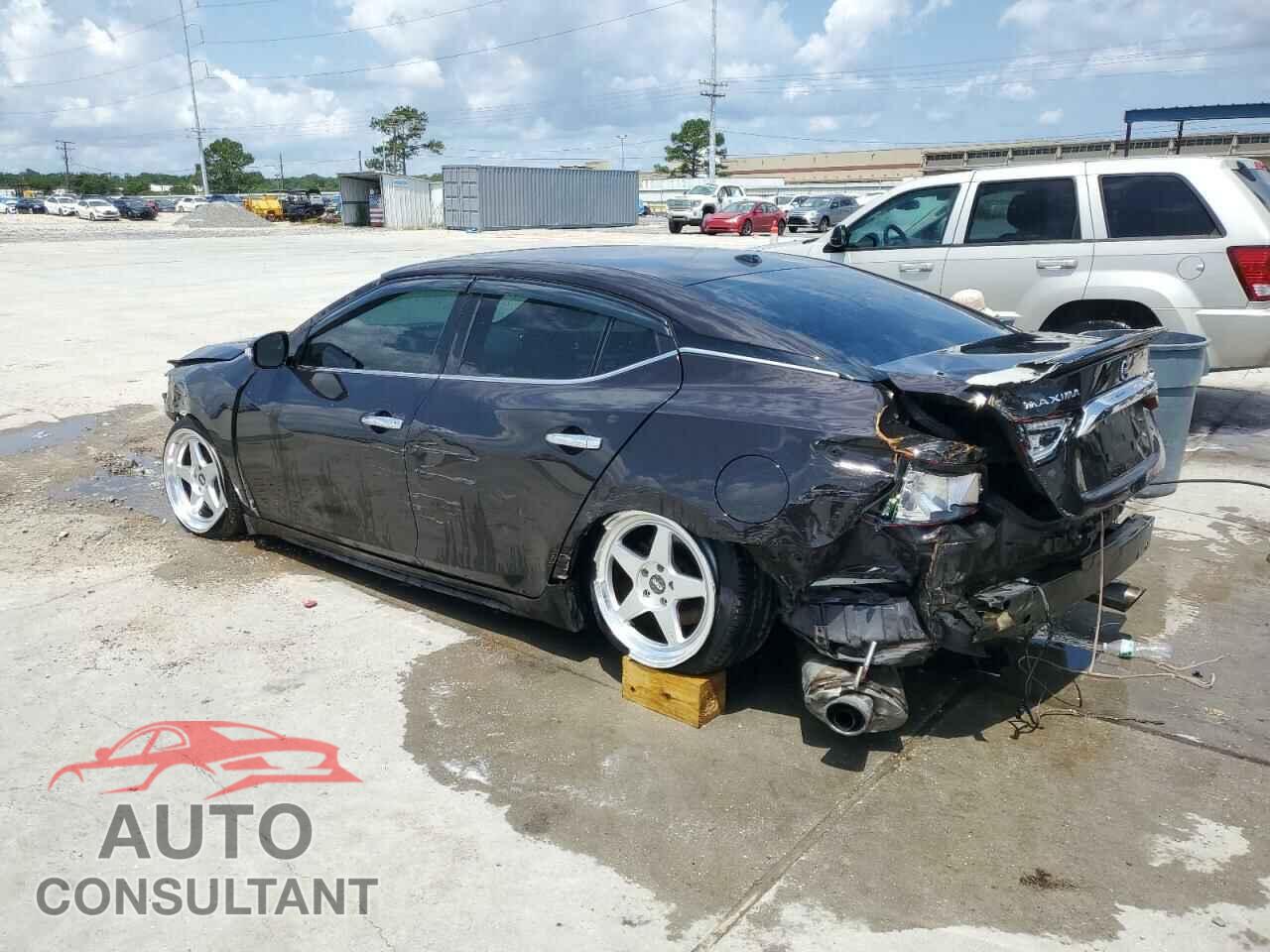 NISSAN MAXIMA 2017 - 1N4AA6AP3HC396702