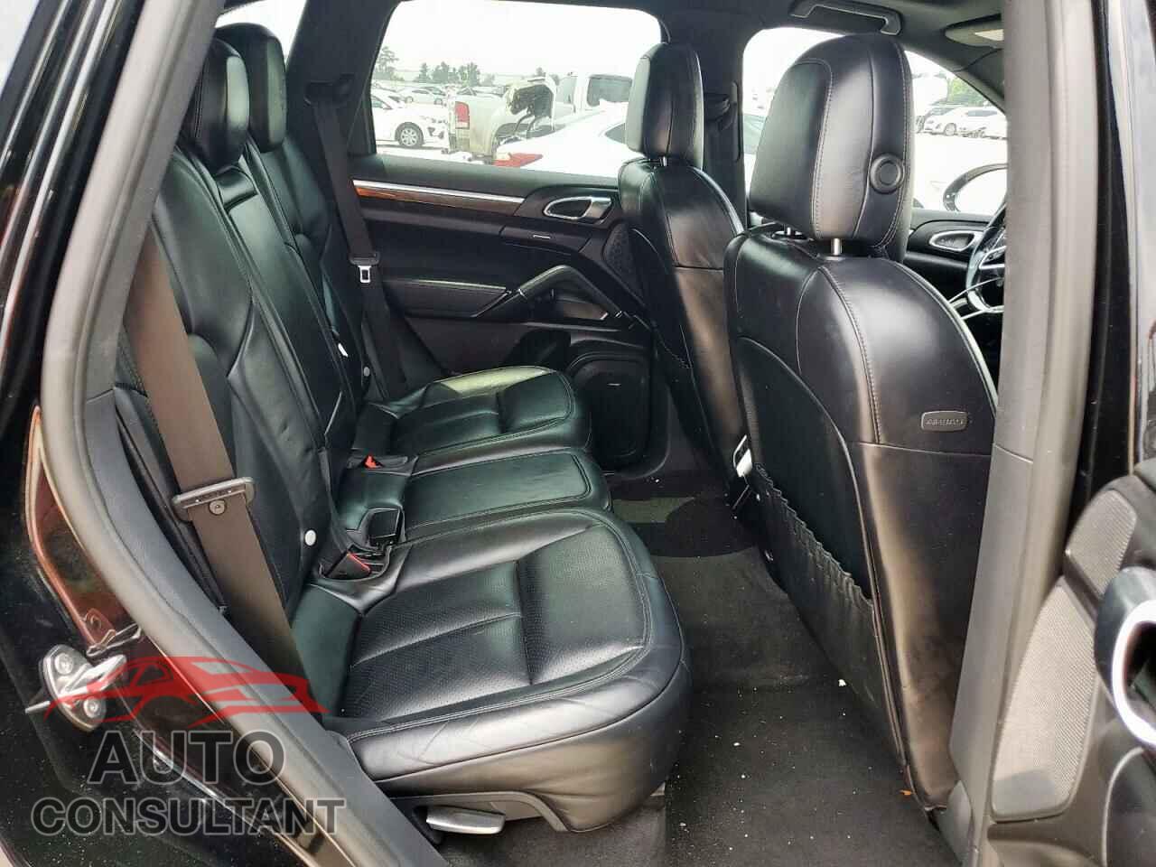 PORSCHE CAYENNE 2017 - WP1AA2A23HKA85783