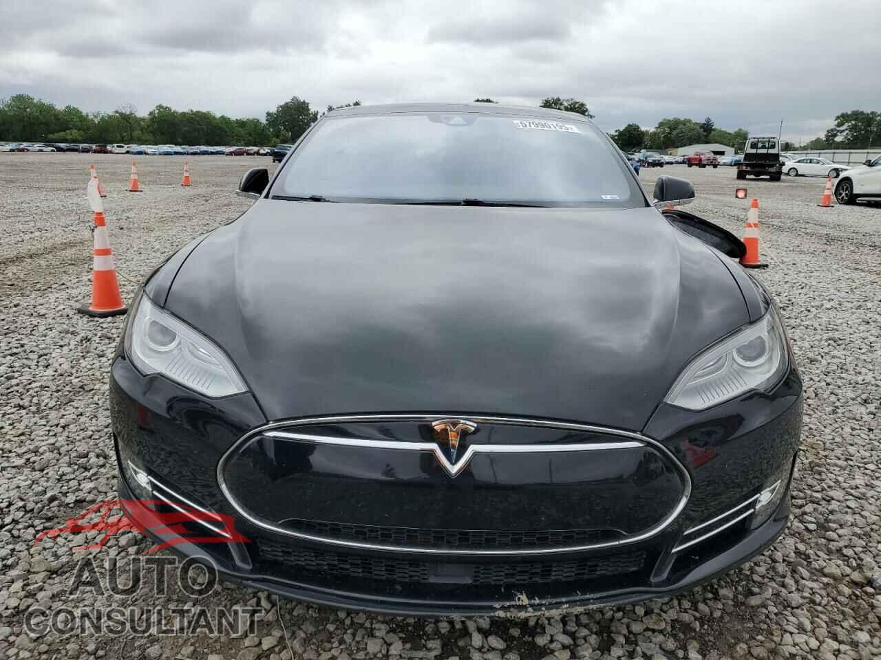 TESLA MODEL S 2015 - 5YJSA1H48FF081424