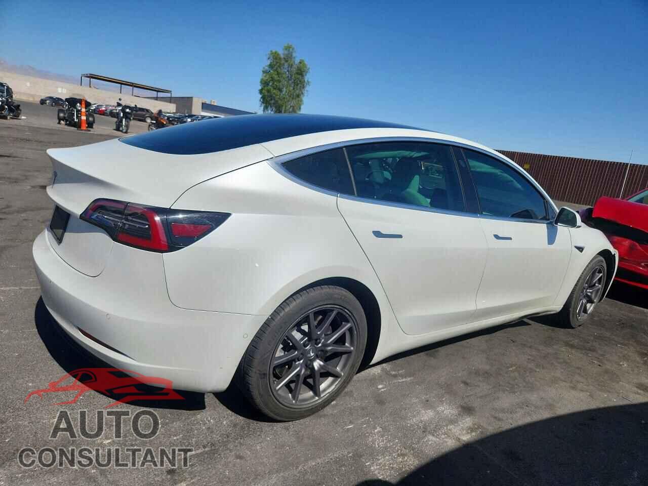 TESLA MODEL 3 2020 - 5YJ3E1EAXLF615280